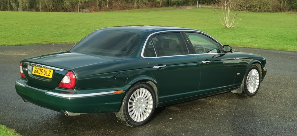 JAGUAR XJ 4.2 XJ8 Sovereign LWB Saloon 4dr 2006