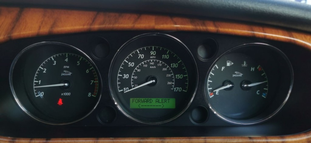 JAGUAR XJ 4.2 XJ8 Sovereign LWB Saloon 4dr 2006