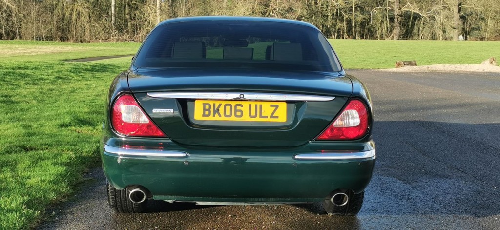 JAGUAR XJ 4.2 XJ8 Sovereign LWB Saloon 4dr 2006