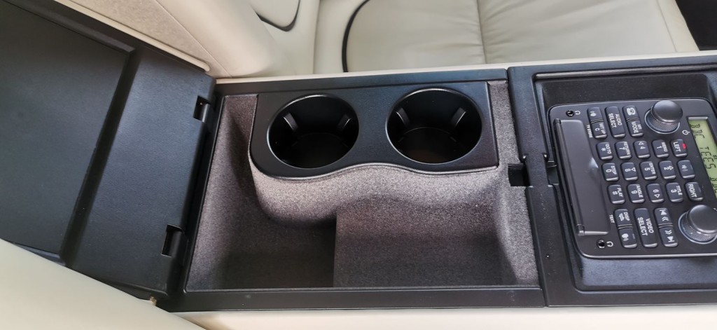 JAGUAR XJ 4.2 XJ8 Sovereign LWB Saloon 4dr 2006