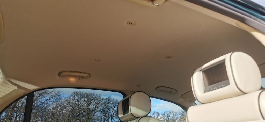 JAGUAR XJ 4.2 XJ8 Sovereign LWB Saloon 4dr 2006