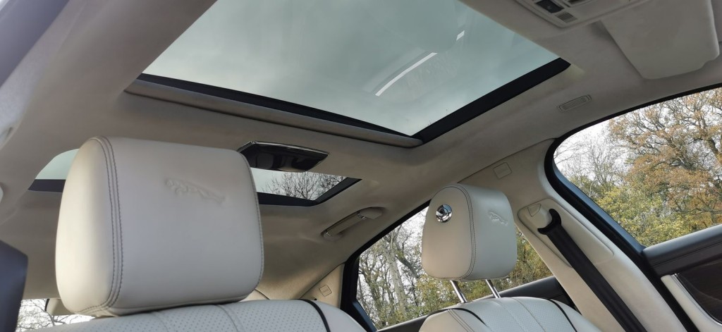 JAGUAR XJ 3.0d V6 Portfolio Auto Euro 5 4dr 2012