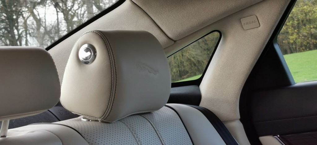JAGUAR XJ 3.0d V6 Portfolio Auto Euro 5 4dr 2012