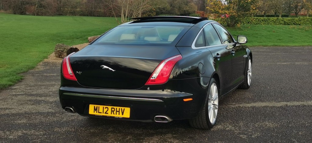 JAGUAR XJ 3.0d V6 Portfolio Auto Euro 5 4dr 2012