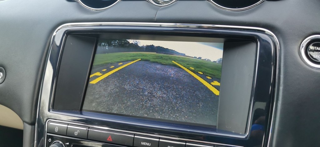 JAGUAR XJ 3.0d V6 Portfolio Auto Euro 5 4dr 2012