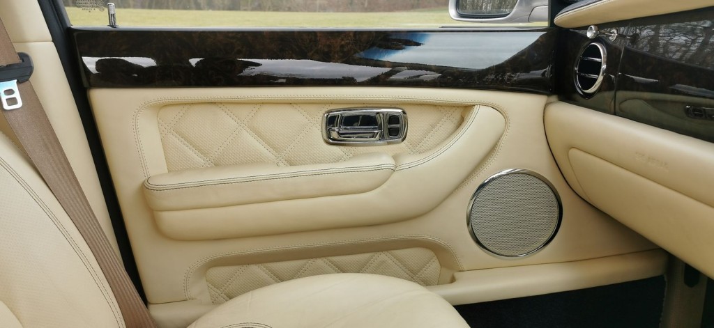 BENTLEY ARNAGE 6.8T 4dr Saloon Auto 2004