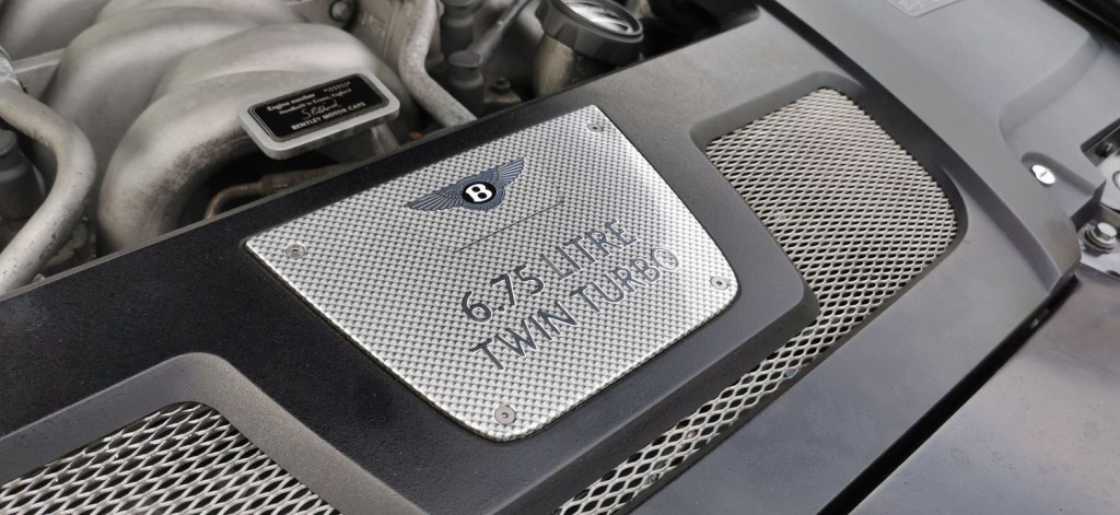 BENTLEY ARNAGE 6.8T 4dr Saloon Auto 2004