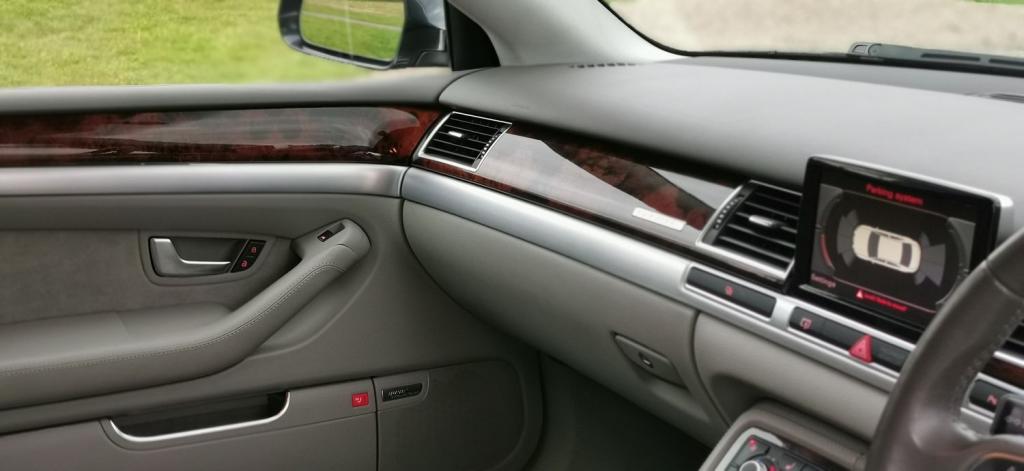 AUDI A8 4.2 TDI SE quattro 4dr LWB 2009