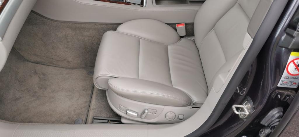 AUDI A8 4.2 TDI SE quattro 4dr LWB 2009