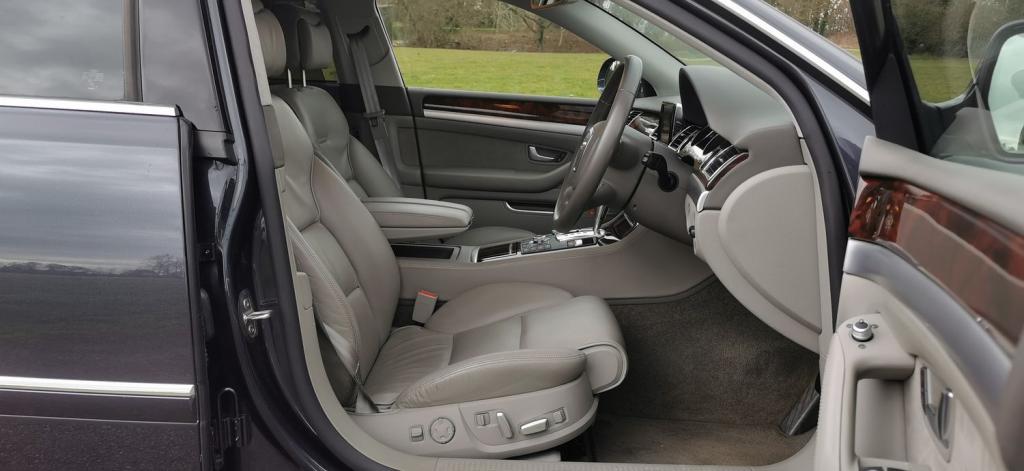 AUDI A8 4.2 TDI SE quattro 4dr LWB 2009