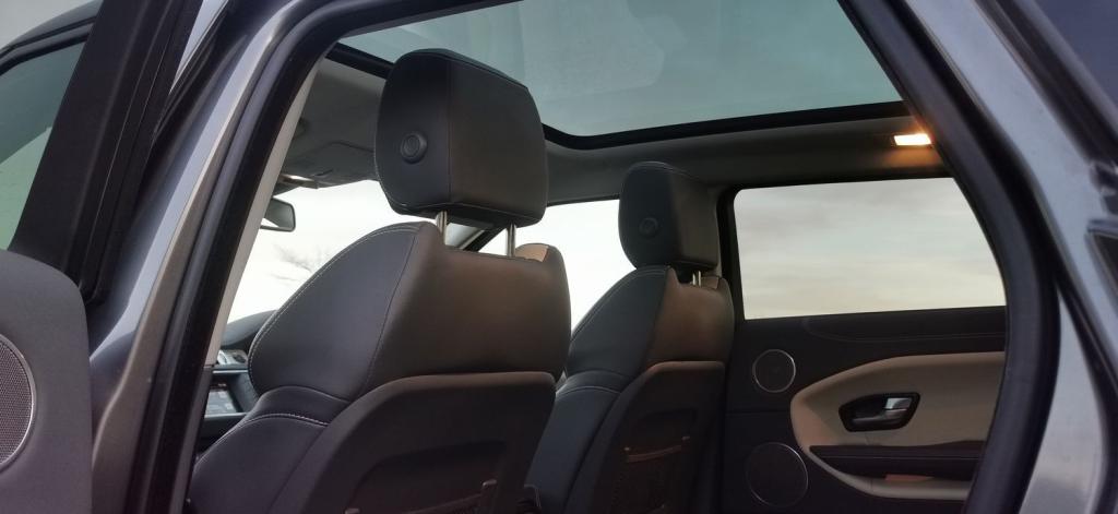 LAND ROVER RANGE ROVER EVOQUE 2.0 TD4 SE Tech Auto 4WD Euro 6 ss 5dr 2015