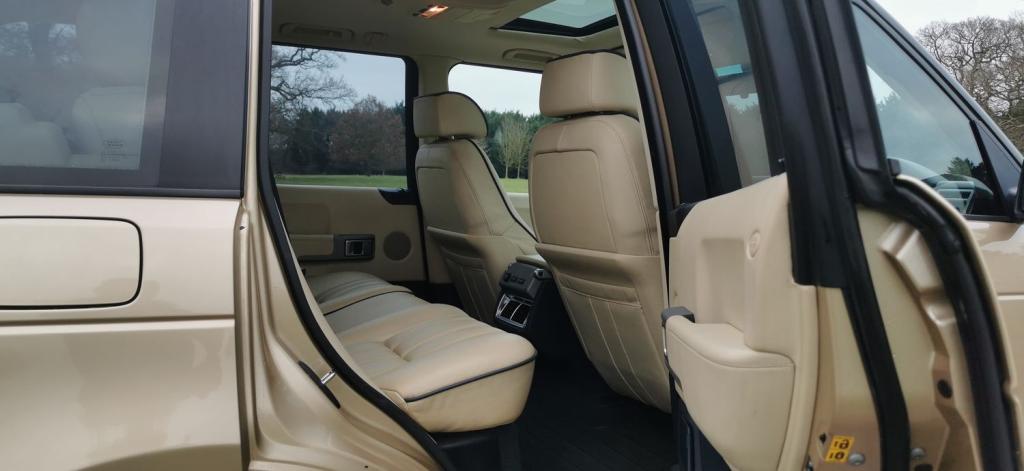 LAND ROVER RANGE ROVER 4.4 V8 Vogue 5dr 2004