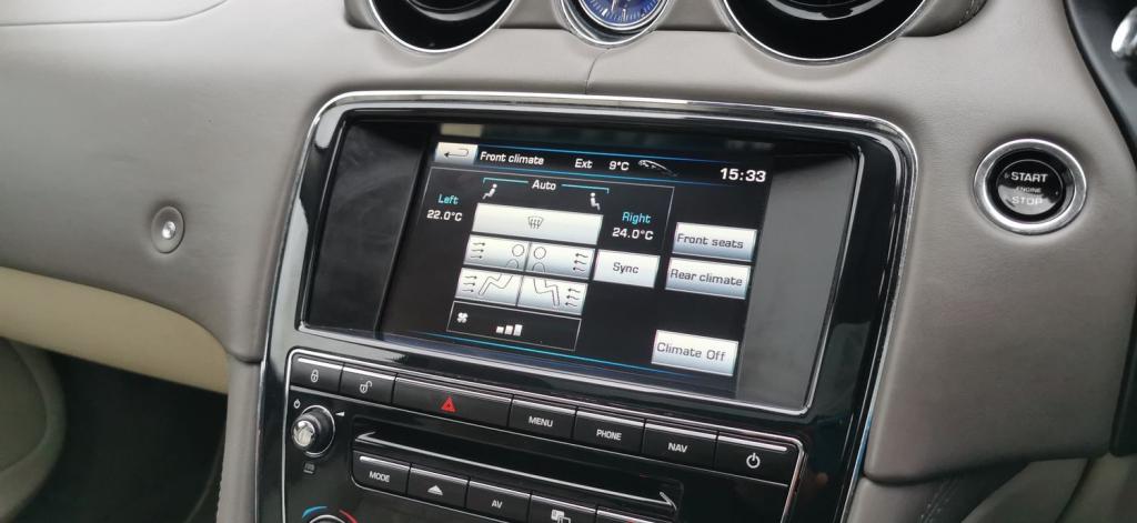 JAGUAR XJ 3.0d V6 Portfolio Auto Euro 5 ss 4dr 2012