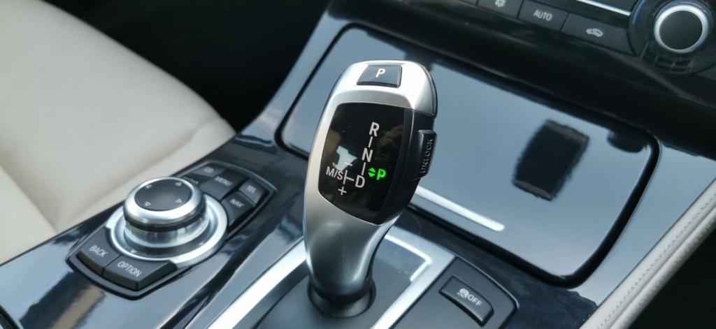 BMW 5 SERIES 2.0 520d SE Steptronic Euro 5 4dr 2010