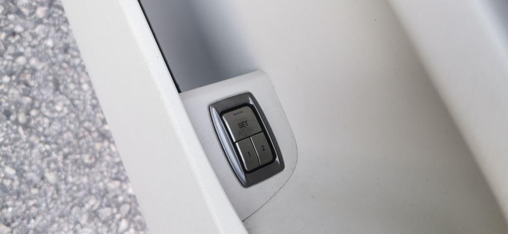 JAGUAR XF 3.0d V6 Portfolio Auto Euro 5 4dr 2011