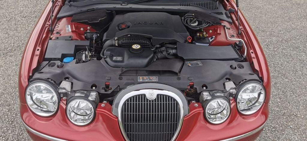 JAGUAR S-TYPE 2.7D V6 SE 4dr 2006