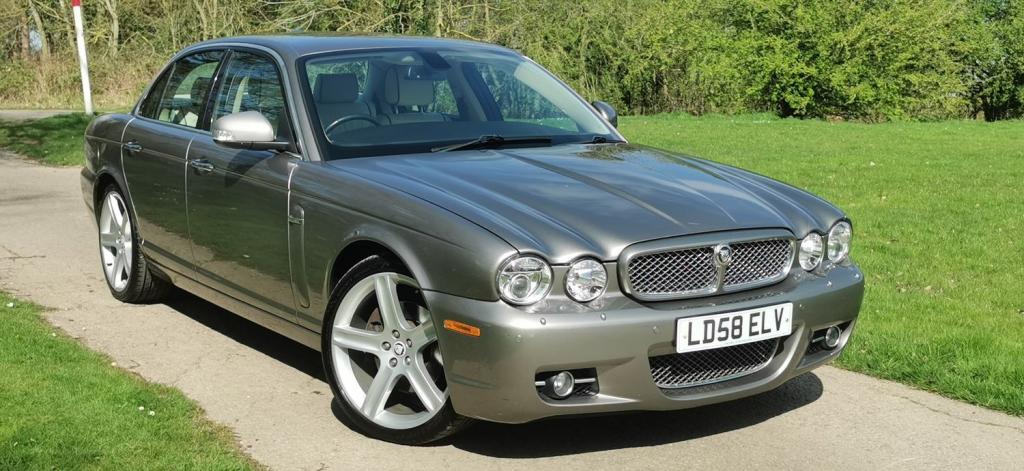 JAGUAR XJ 2.7 TDVi Sovereign 4dr 2008
