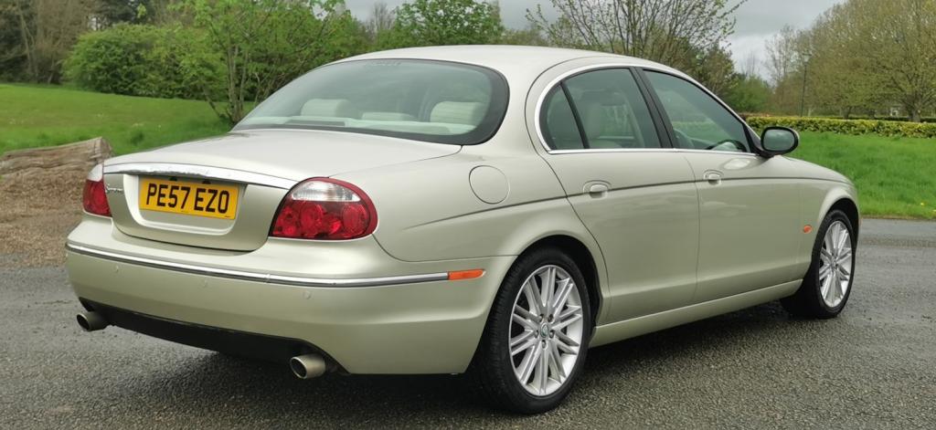 JAGUAR S-TYPE 2.7D V6 SE 4dr 2007