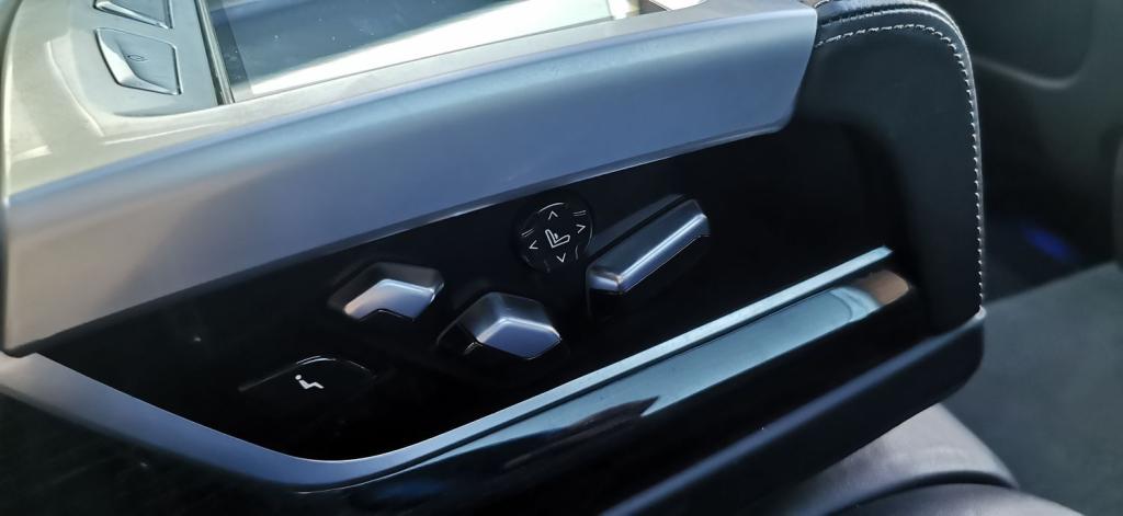 BMW 7 SERIES 3.0 730Ld M Sport Auto Euro 6 ss 4dr 2015