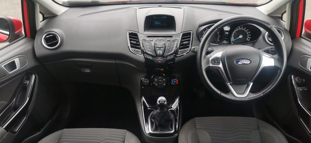 FORD FIESTA 1.25 Zetec Euro 6 3dr 2015