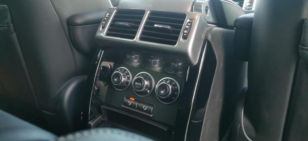 LAND ROVER RANGE ROVER 4.4 TD V8 Vogue SE Auto 4WD 5dr 2011