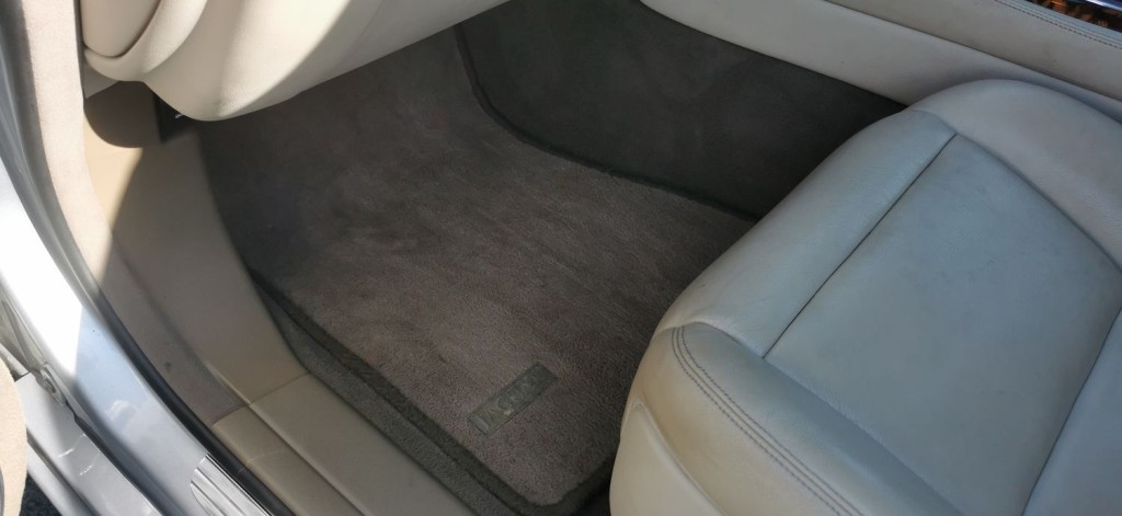 JAGUAR XJ 3.0 SE 4dr 2004