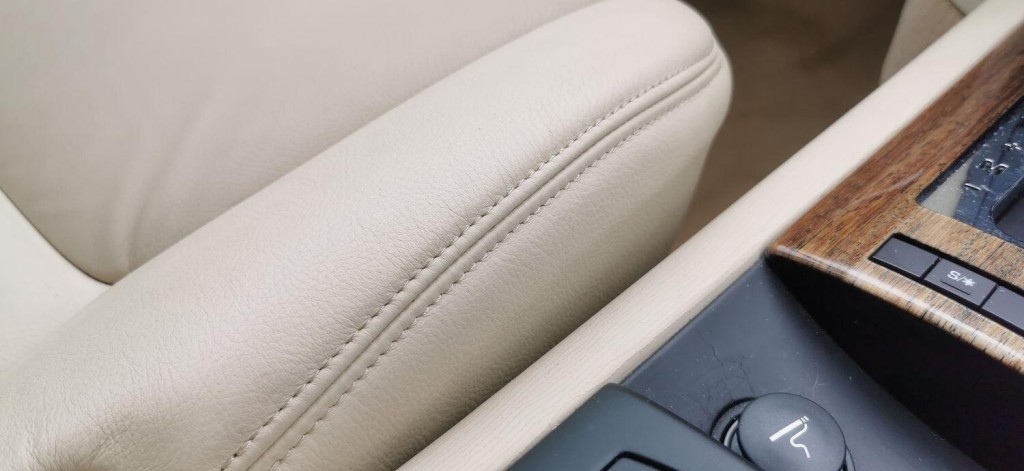 CITROEN C6 2.7 HDi V6 Exclusive 4dr 2007