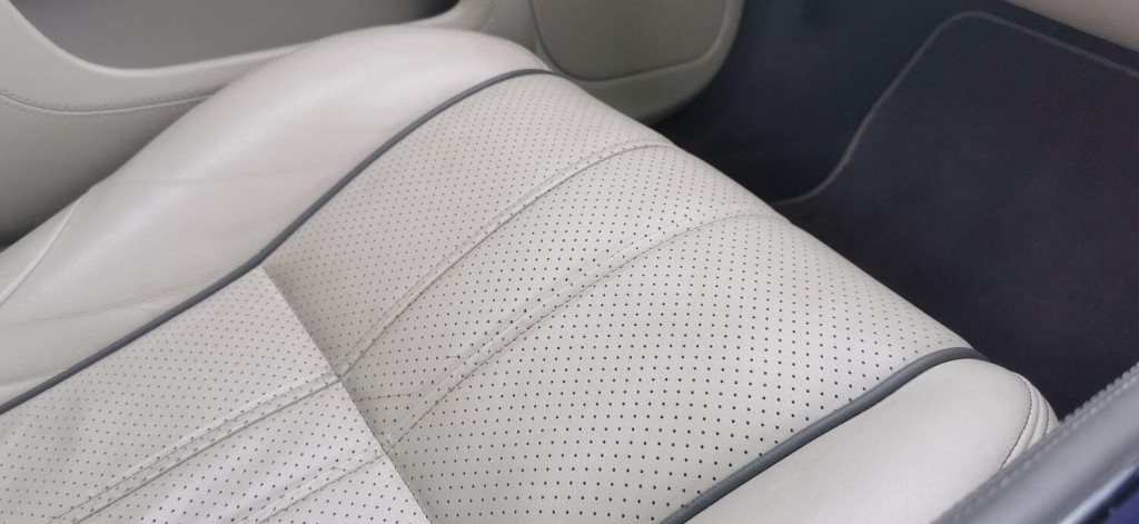 JAGUAR XJ 3.0d V6 Portfolio Auto Euro 5 4dr 2011