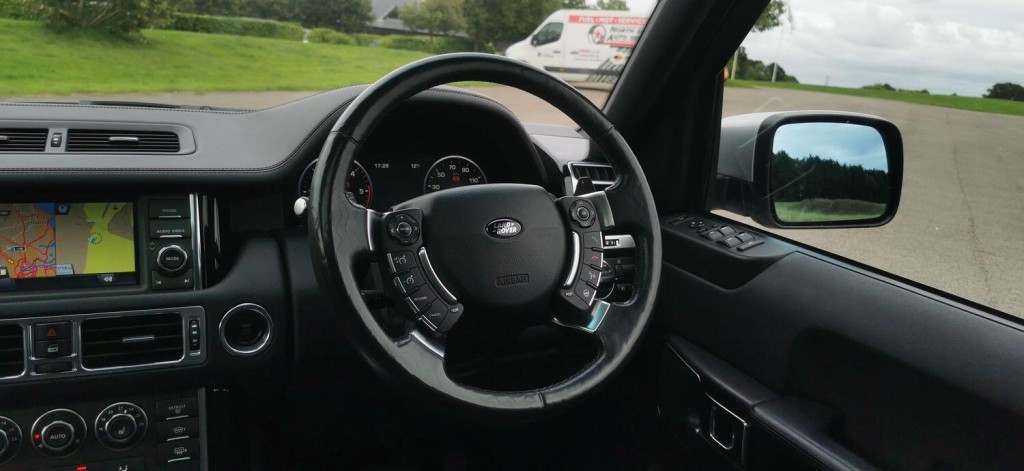 LAND ROVER RANGE ROVER 4.4 TD V8 Vogue Auto 4WD Euro 5 5dr Exterior Design Pack 2011