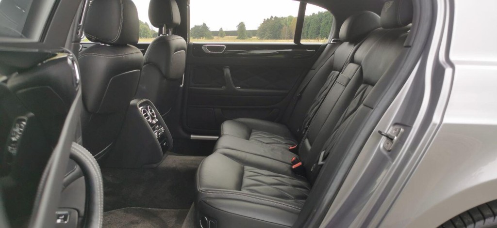 BENTLEY CONTINENTAL FLYING SPUR 6.0 W12 Flying Spur Auto 4WD 4dr 2006