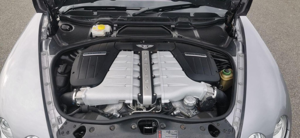 BENTLEY CONTINENTAL FLYING SPUR 6.0 W12 Flying Spur Auto 4WD 4dr 2006