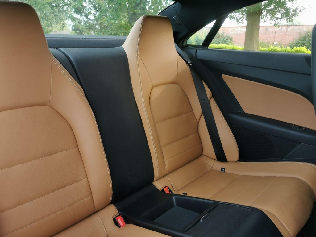 MERCEDES-BENZ E CLASS 3.0 E350 CDI V6 BlueEfficiency Sport G-Tronic Euro 5 2dr 2009