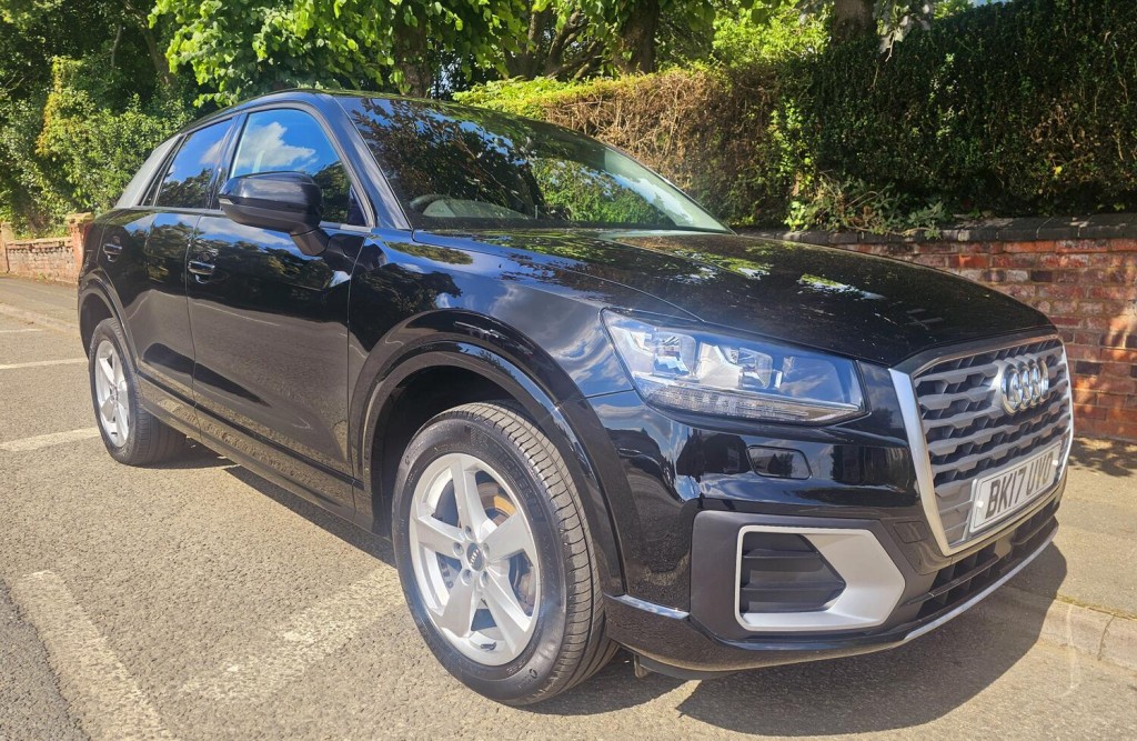 AUDI Q2