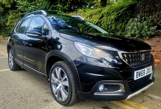 PEUGEOT 2008 1.5 BlueHDi Allure