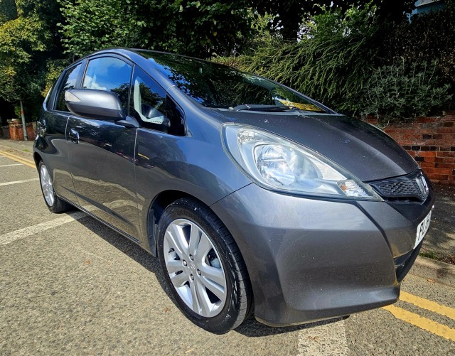 HONDA JAZZ 1.4 i-VTEC ES Plus