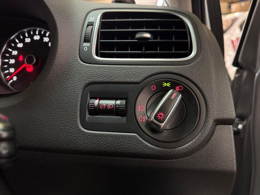 VOLKSWAGEN POLO 1.2 Match Edition 2014