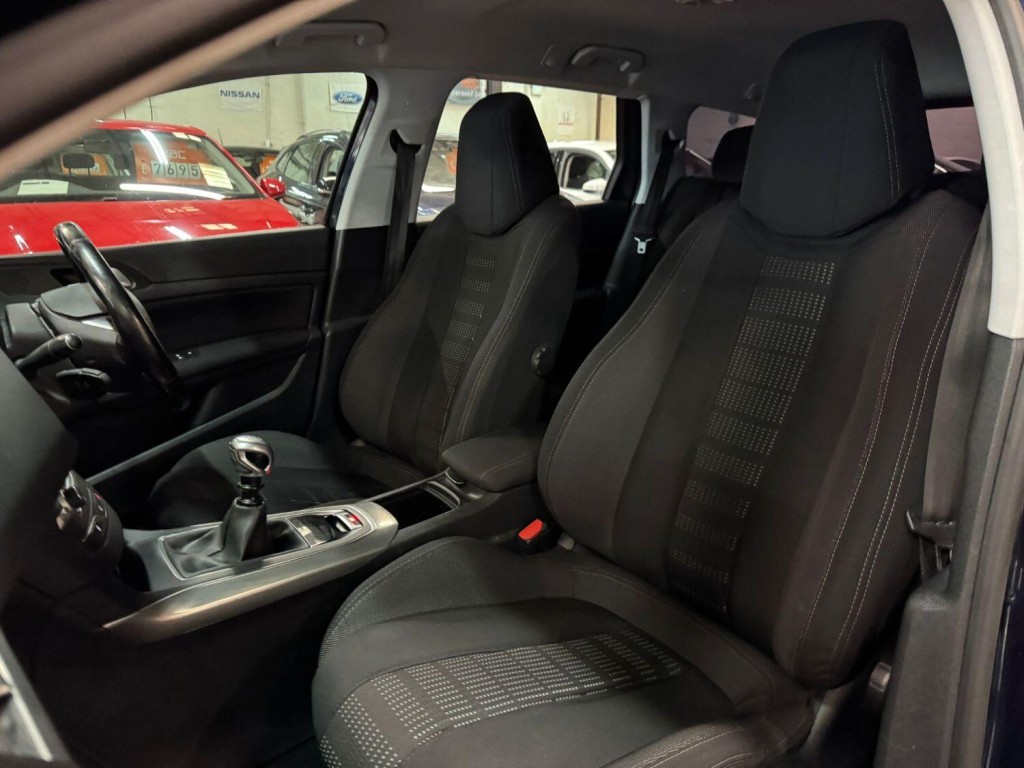 PEUGEOT 308 1.6 BlueHDi Allure 2017