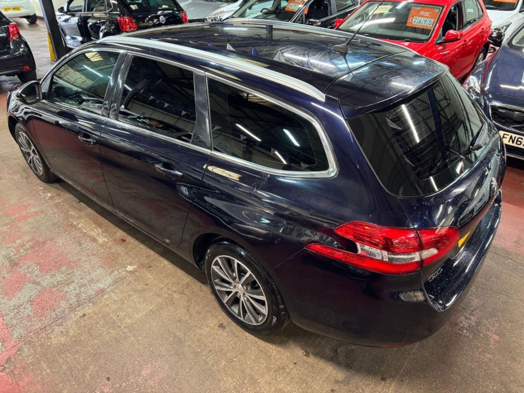 PEUGEOT 308 1.6 BlueHDi Allure 2017
