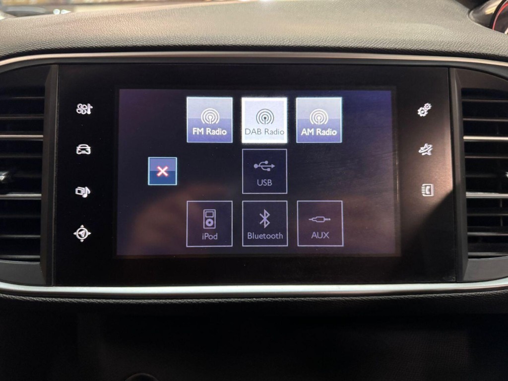 PEUGEOT 308 1.6 BlueHDi Allure 2017