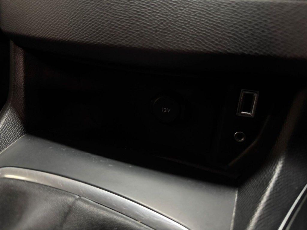 PEUGEOT 308 1.6 BlueHDi Allure 2017