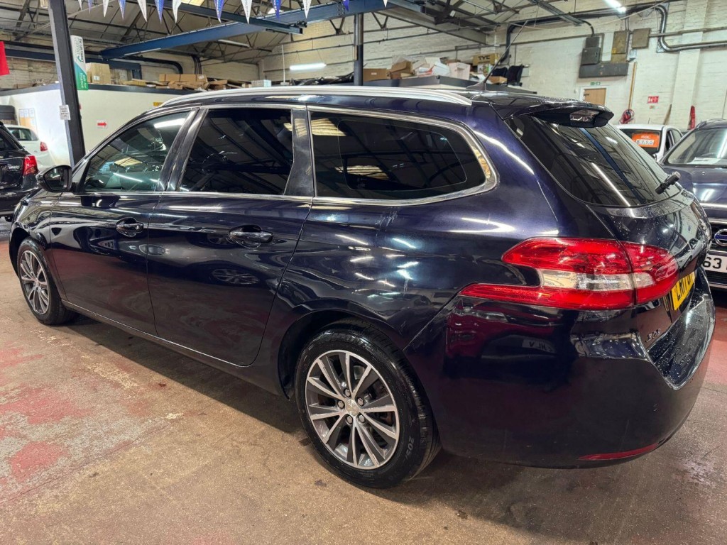 PEUGEOT 308 1.6 BlueHDi Allure 2017