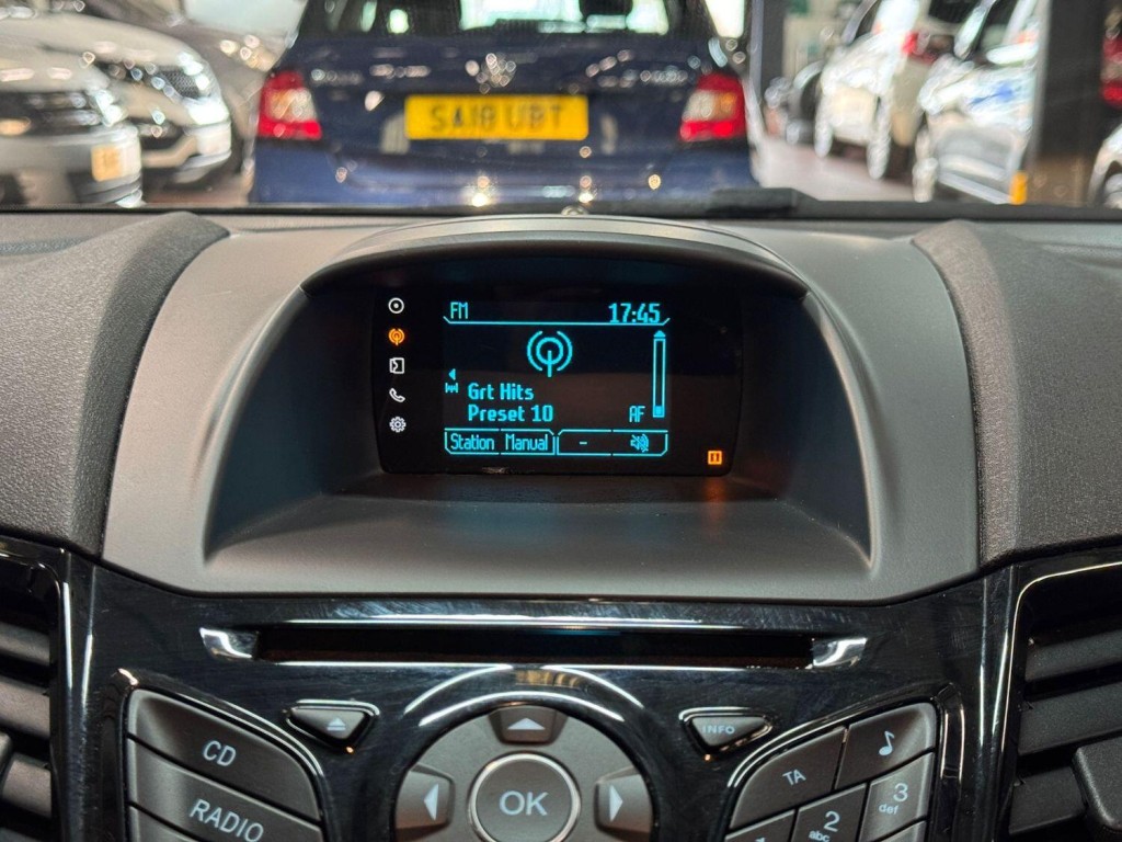 FORD FIESTA 1.3 Zetec 2015