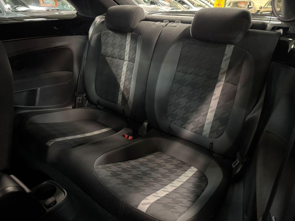 VOLKSWAGEN BEETLE 1.4 TSI BlueMotion Tech Design 2016