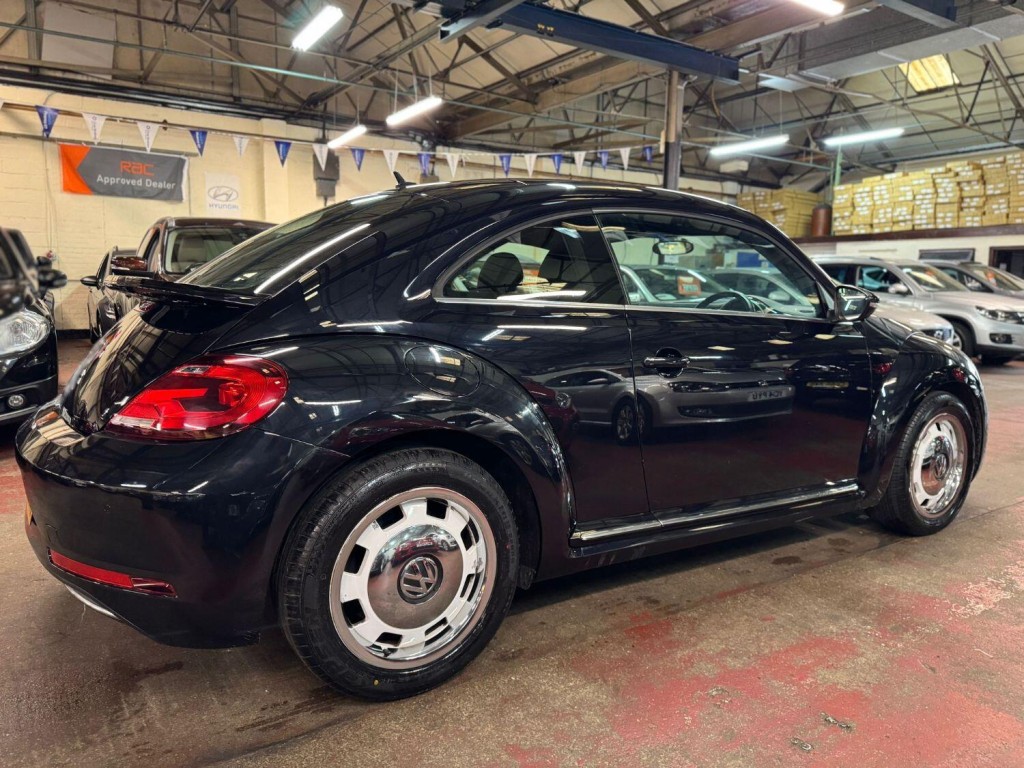 VOLKSWAGEN BEETLE 1.4 TSI BlueMotion Tech Design 2016