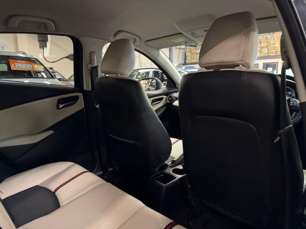 MAZDA MAZDA2 1.5 SKYACTIV-G Sport Nav 2015