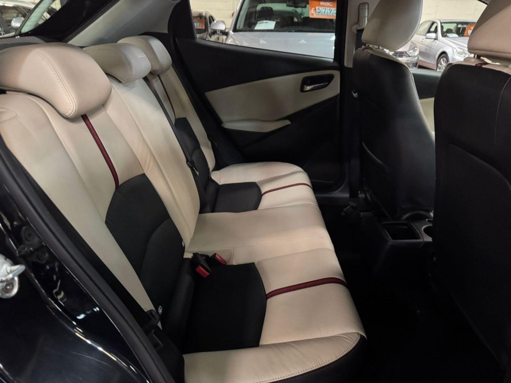 MAZDA MAZDA2 1.5 SKYACTIV-G Sport Nav 2015