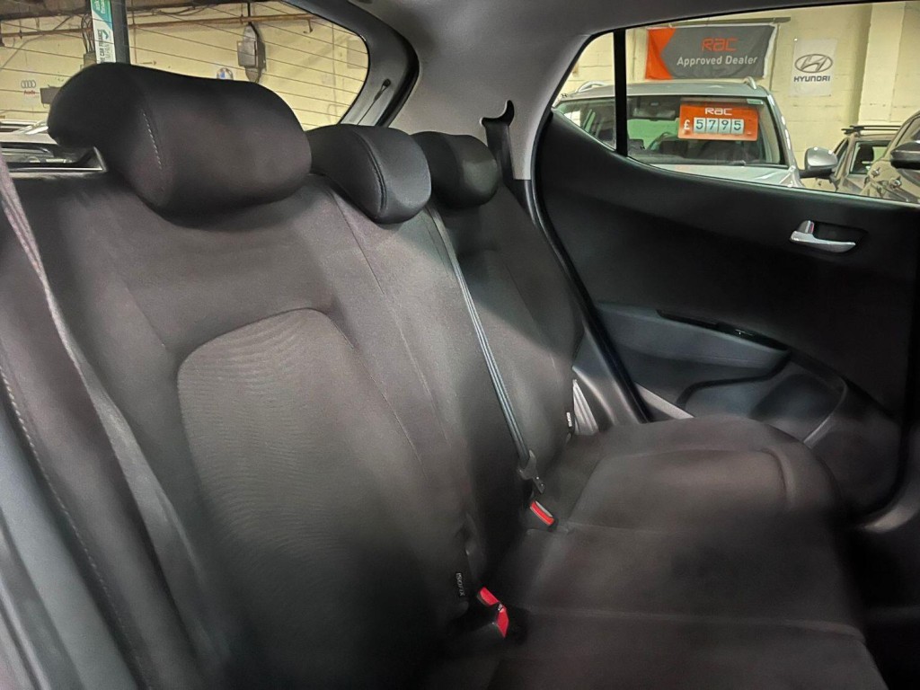 HYUNDAI I10 1.2 Premium 2017