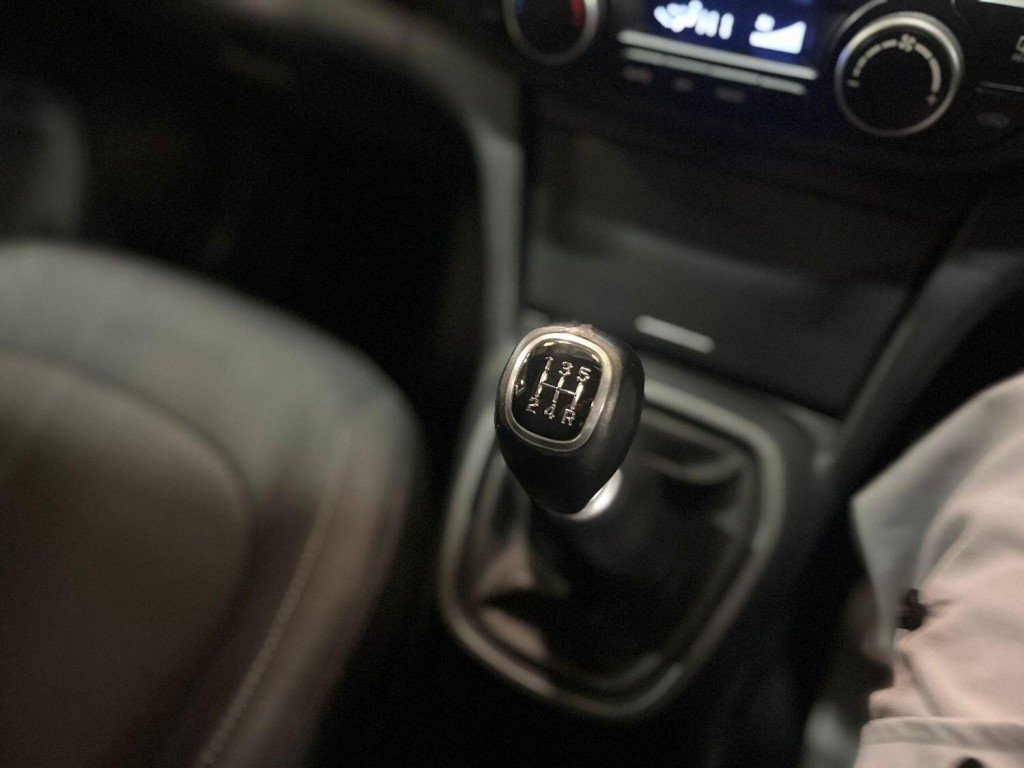 HYUNDAI I10 1.2 Premium 2017