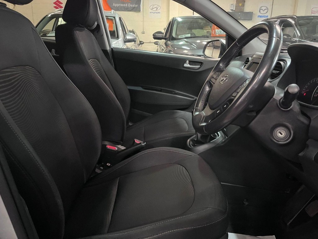 HYUNDAI I10 1.2 Premium 2017