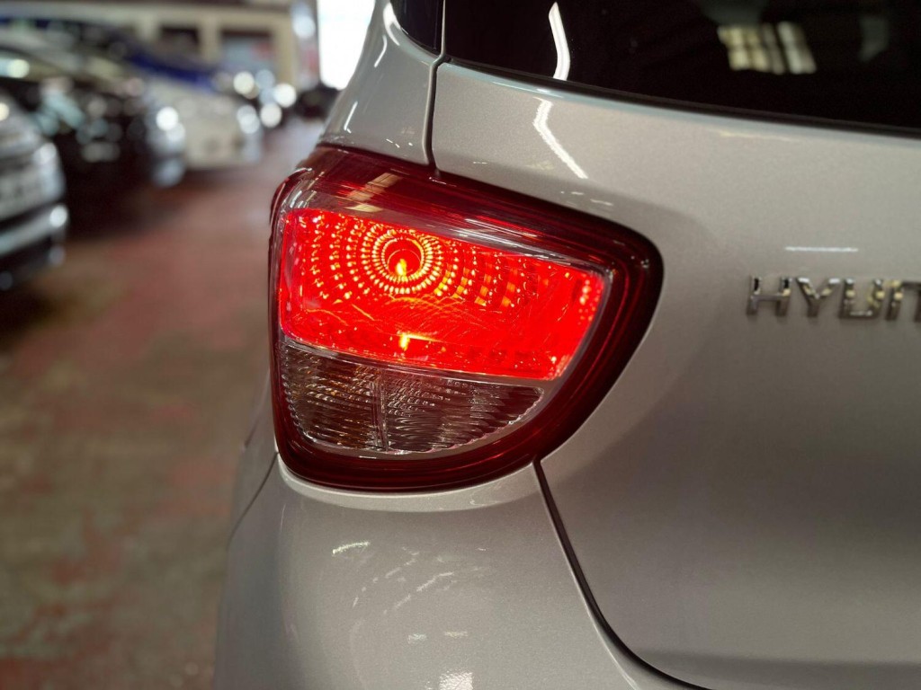 HYUNDAI I10 1.2 Premium 2017